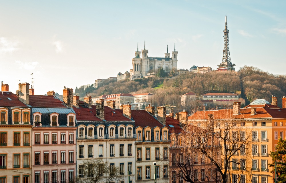Chasseurs immobilier Lyon DETECTIMMOBILIER® et son équipe de chasseurs d'appartement, spécialistes du marché immobilier dans la capitale du Rhône, prendront en charge votre recherche immobilière à Lyon
